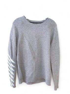 Banana Republic Light Gray Crewneck Sweater